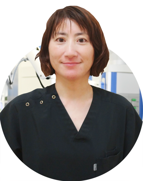 東 亮子